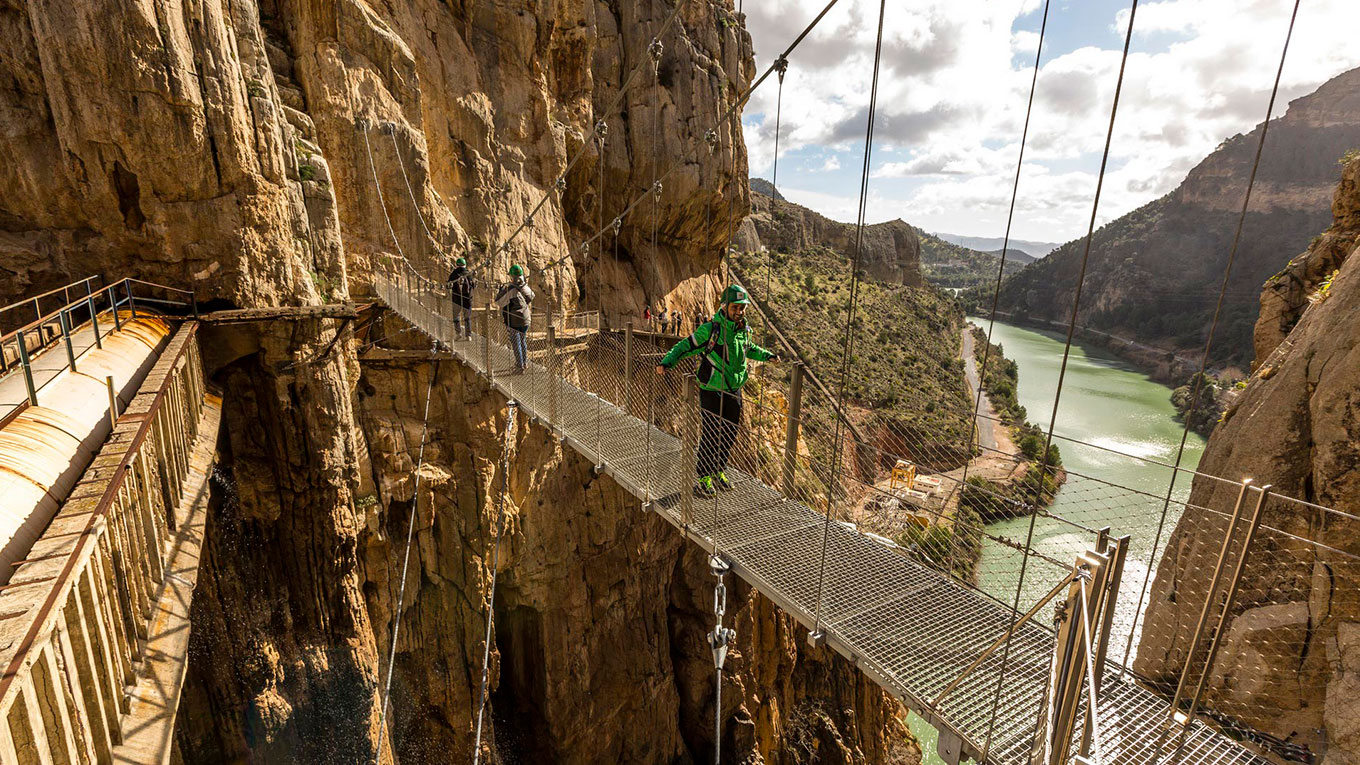Alojamiento y Caminito del Rey