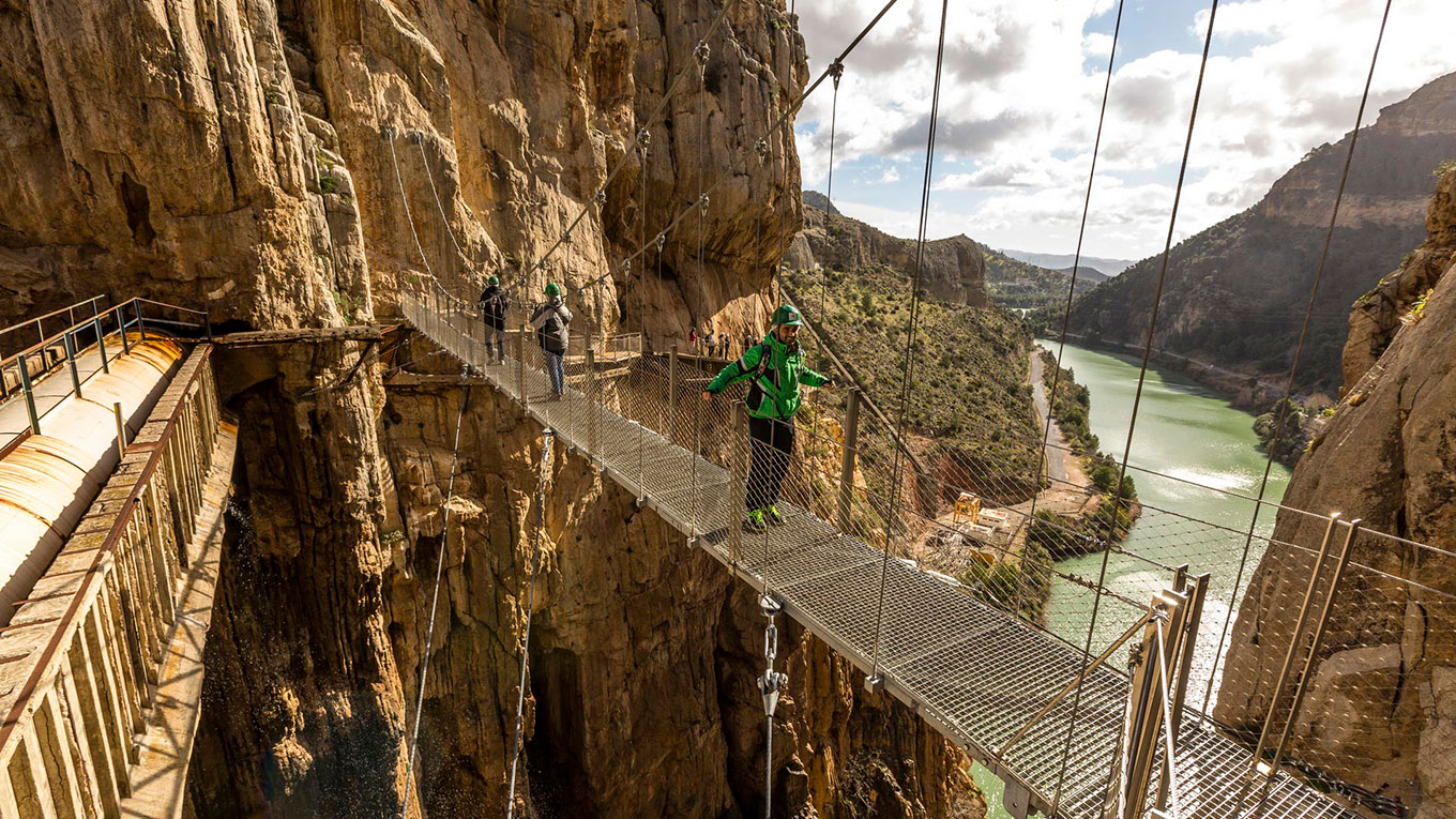 Alojamiento y Caminito del Rey